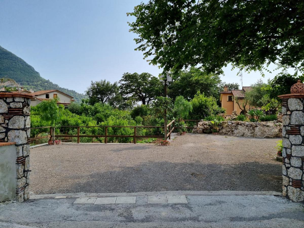 马拉泰亚Il Ruscello住宿加早餐旅馆 外观 照片